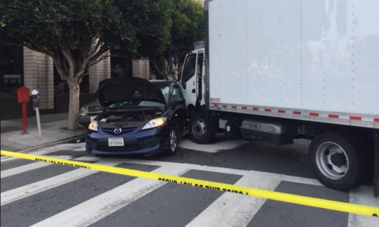 ΗΠΑ: Φορτηγό παρέσυρε πεζούς και άλλα αυτοκίνητα – Επτά τραυματίες