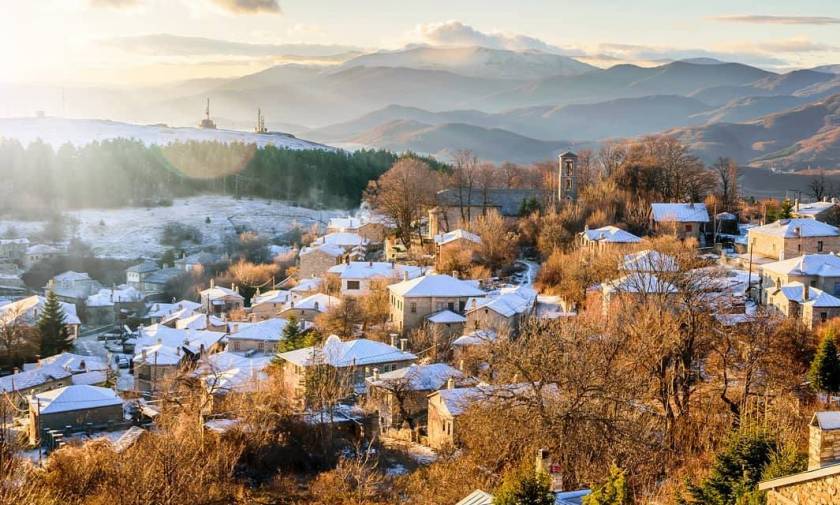 Καιρός: Ο χιονιάς «σκέπασε» τη χώρα – Απίστευτες φωτογραφίες από τη χιονισμένη Ελλάδα