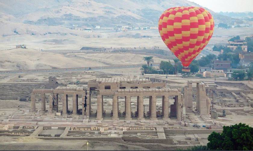 Αίγυπτος: Συντριβή αερόστατου με 20 επιβάτες – Ένας νεκρός