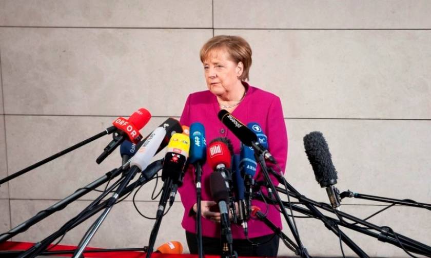 Γερμανία: Σε εξέλιξη οι κρίσιμες διαπραγματεύσεις για το σχηματισμό κυβέρνησης - Αισιόδοξη η Μέρκελ