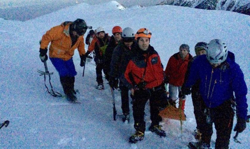 Καρέ - καρέ η επιχείρηση διάσωσης της 35χρονης ορειβάτισσας στον Όλυμπο (pics&vid)