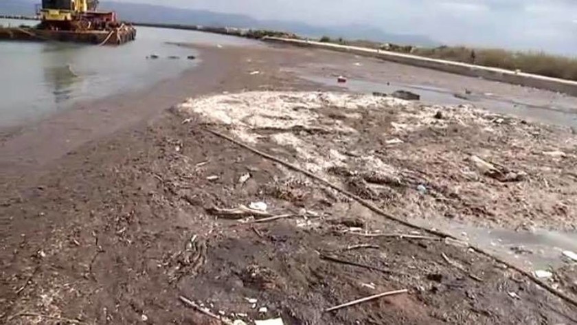 Νέα Κέρκυρα: Τραγική η κατάσταση στο λιμάνι της Λευκίμμης. (Φωτ. – Βίντεο)