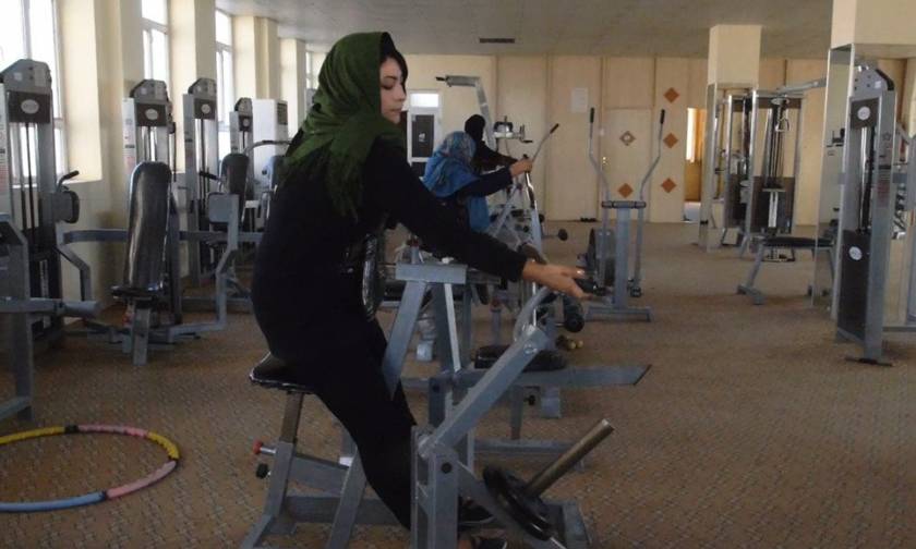 «Παράτολμη» κίνηση στο Αφγανιστάν: Γυναίκα ανοίγει το πρώτο γυμναστήριο στη Χεράτ