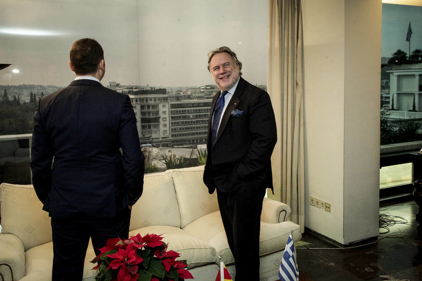 Τετ-α-τετ Κατρούγκαλου με τον Σκοπιανό αναπληρωτή πρωθυπουργό Οσμάνι (pics)