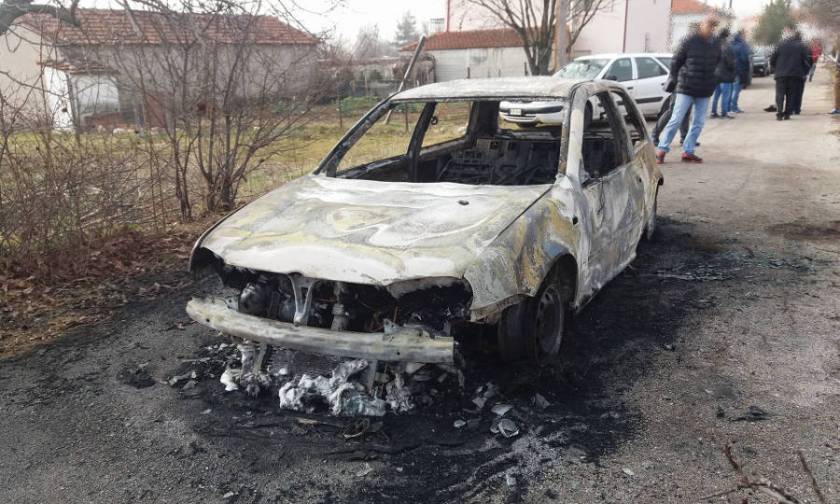 Κοζάνη: Αναστάτωση από πυρκαγιά σε αυτοκίνητο στην Ξηρολίμνη (pics)