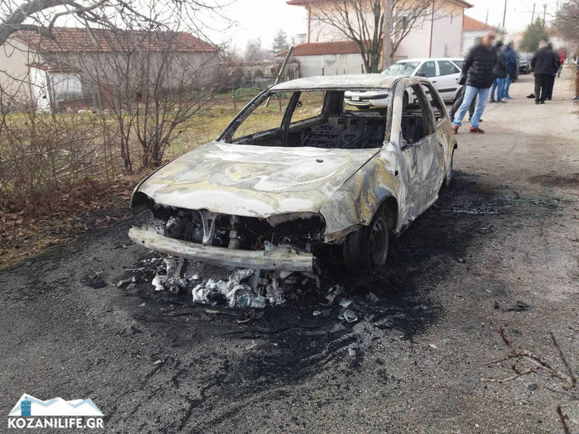 Κοζάνη: Αναστάτωση από πυρκαγιά σε αυτοκίνητο στην Ξηρολίμνη (pics)