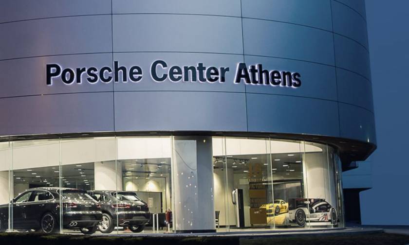 Porsche: Νέες καταγγελίες - φωτιά για τις υπηρεσίες στα συνεργεία της αντιπροσωπείας