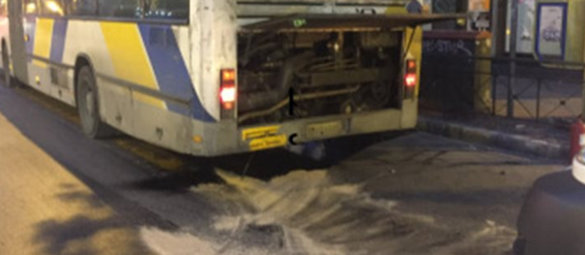 Καταγγελία σοκ: Εξερράγη η μηχανή λεωφορείου στην Πατησίων (pics)