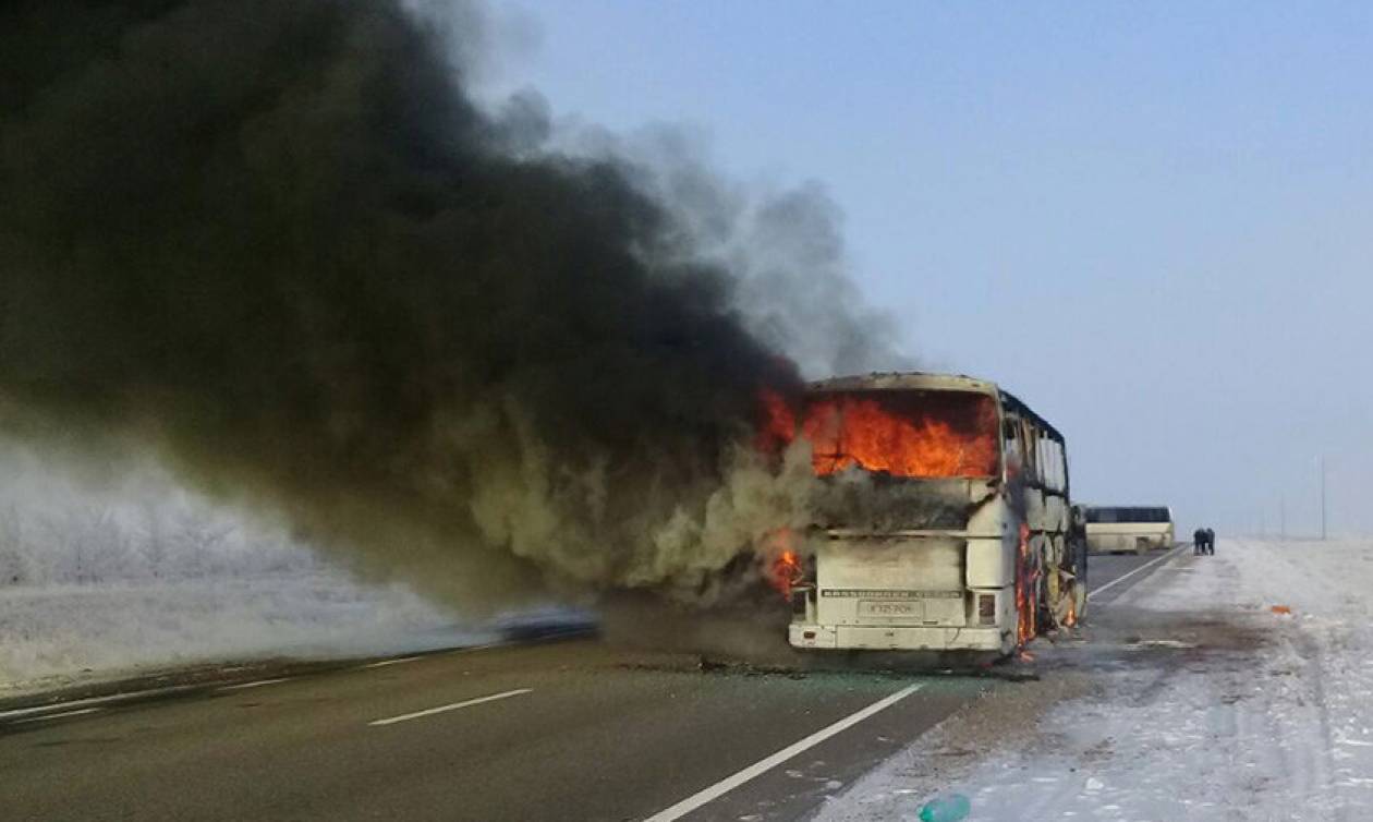 Τραγωδία στο Καζακστάν: 52 επιβάτες λεωφορείου κάηκαν ζωντανοί – Συγκλονιστικές εικόνες