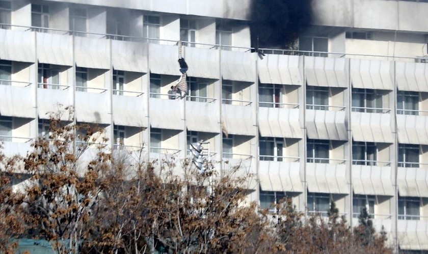 ΕΚΤΑΚΤΟ: Έλληνας ανάμεσα στους νεκρούς της τρομοκρατικής επίθεσης στο ξενοδοχείο Intercontinental