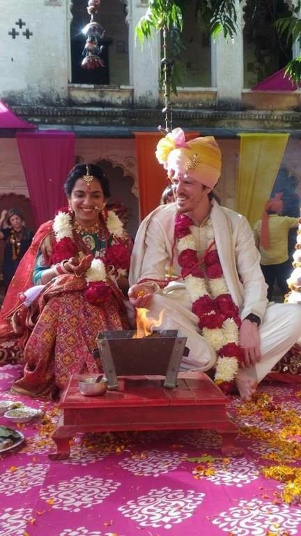 Ινδικός γάμος με… Κρητικό γαμπρό (pics)