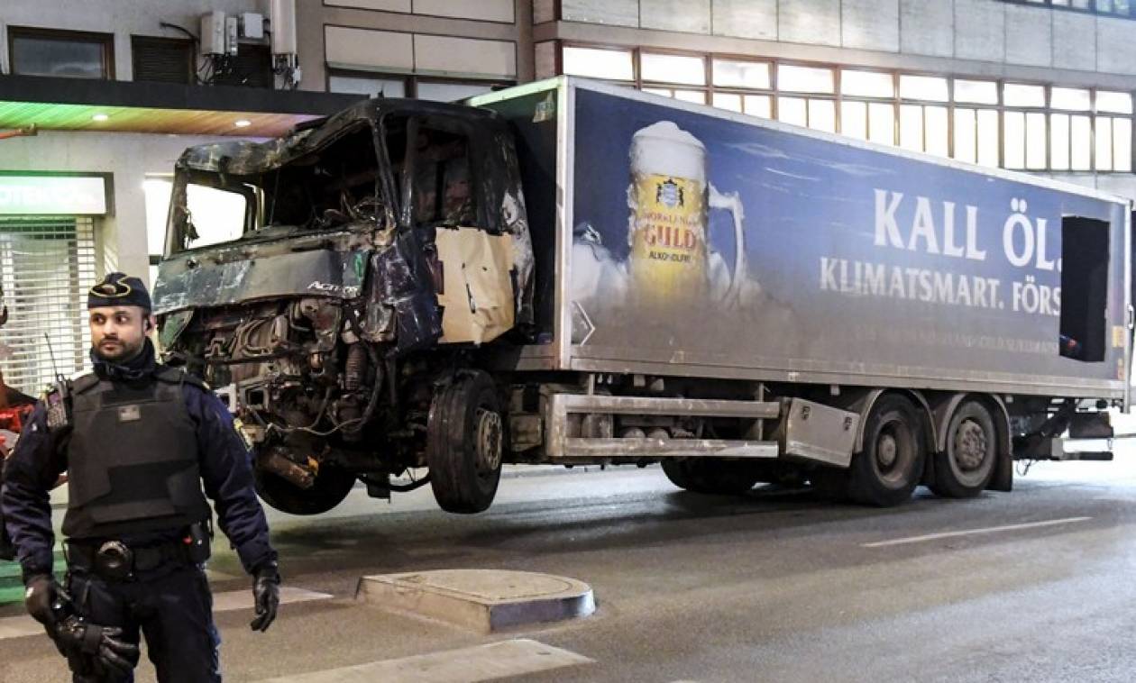 Επίθεση στη Στοκχόλμη: Ο τρομοκράτης με το φορτηγάκι ήθελε να «συντρίψει τους άπιστους»