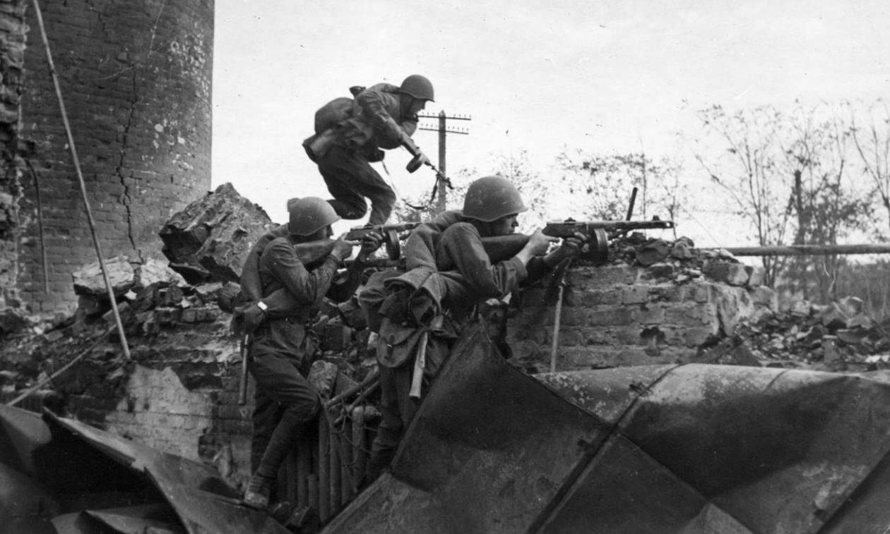 Η μάχη του Στάλινγκραντ: 75 χρόνια από την πολιορκία που έκρινε τον Β’ Παγκόσμιο Πόλεμο (Pics+Vids)