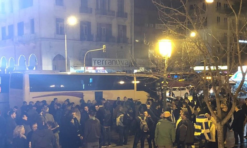 Συλλαλητήριο Αθήνα: Αναχώρησαν τα πρώτα λεωφορεία από Θεσσαλονίκη (pics)