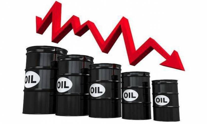 Πέφτουν οι τιμές του πετρελαίου στις ασιατικές αγορές