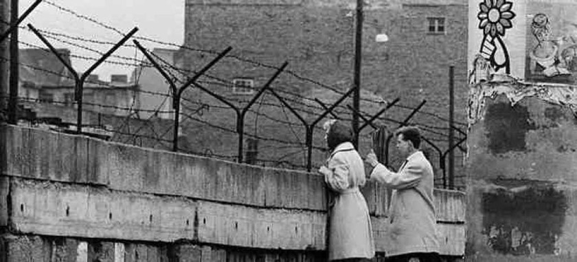 Γερμανία: 10.316 μέρες χωρίς το Τείχος του Βερολίνου όσες ήταν και οι μέρες της διάρκειάς του (Pics)