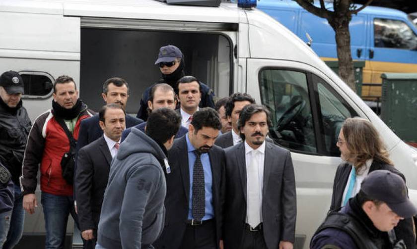 Αίτημα για «πρότυπη δίκη» στο ΣτΕ υπέβαλλαν οι δικηγόροι των 8 Τούρκων αξιωματικών