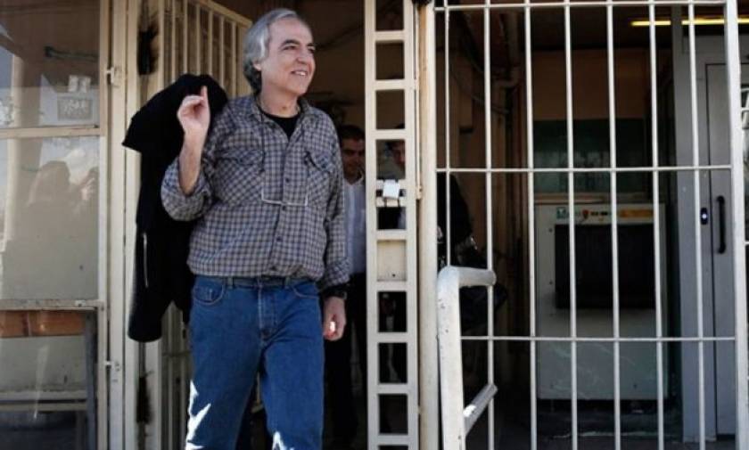 Βγήκε από τη φυλακή με διήμερη άδεια  ο Κουφοντίνας - Θύελλα στην Ελλάδα, οργή στις ΗΠΑ