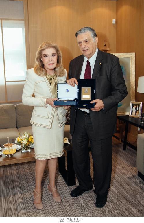 Ο Πρόεδρος της Ακαδημίας Αθηνών, Καθηγητής Αντώνιος Κουνάδης και η κυρία Μαριάννα Β. Βαρδινογιάννη