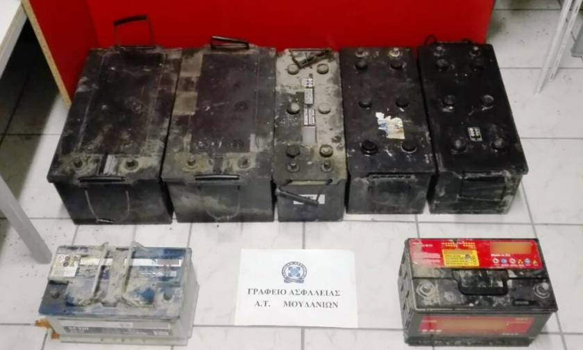 Χαλκιδική: Δύο συλλήψεις για δεκάδες κλοπές μπαταριών από οχήματα