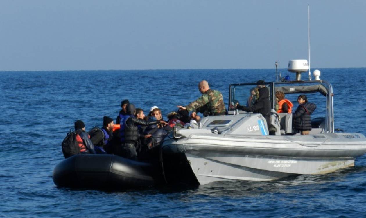 Frontex: Λιγότεροι οι μετανάστες που έφτασαν στα ελληνικά νησιά