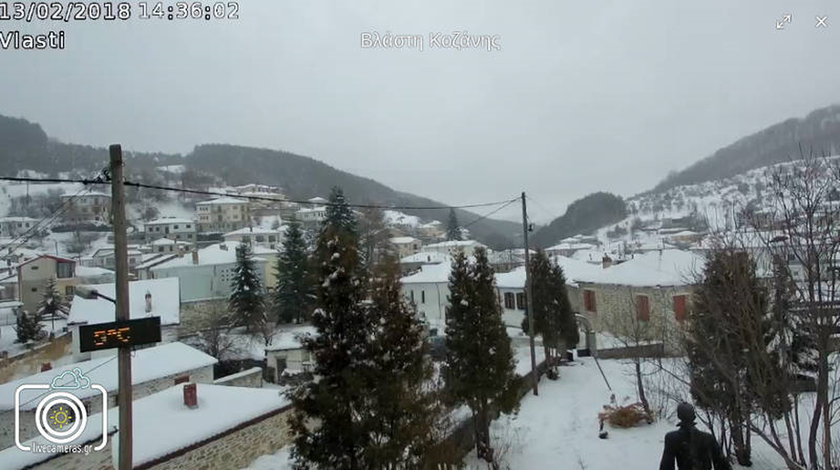 Κοζάνη: Άρχισε να χιονίζει στα ορεινά - Δείτε φωτογραφίες