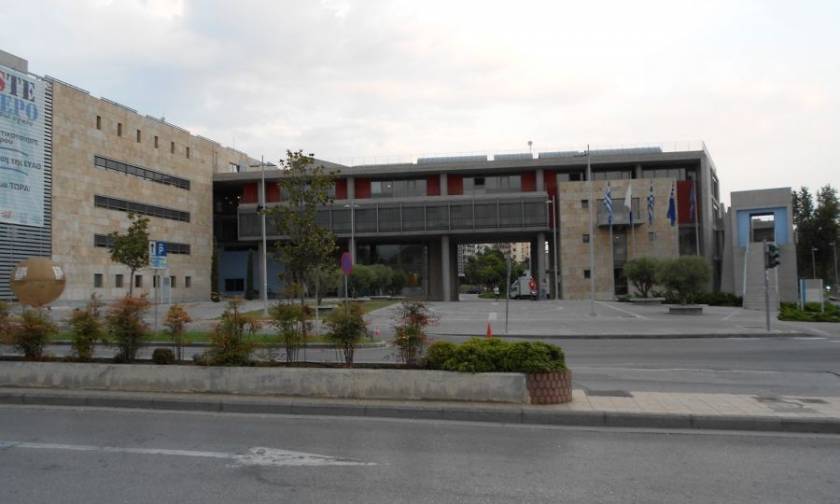 Σε δίκη 13 υπάλληλοι τριών ασφαλιστικών ταμείων για την υπεξαίρεση στον δήμο Θεσσαλονίκης