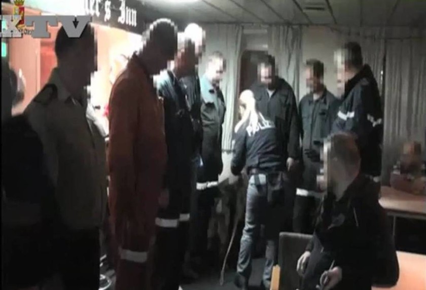 ΕΚΤΑΚΤΟ: 300 κιλά κοκαΐνης σε ελληνόκτητο πλοίο στη Γένοβα - Τι λέει η εταιρεία 