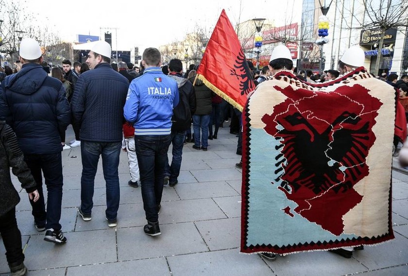 Κόσοβο: Διχάζουν οι εκδηλώσεις για την επέτειο των 10 χρόνων από την ανακήρυξη ανεξαρτησίας
