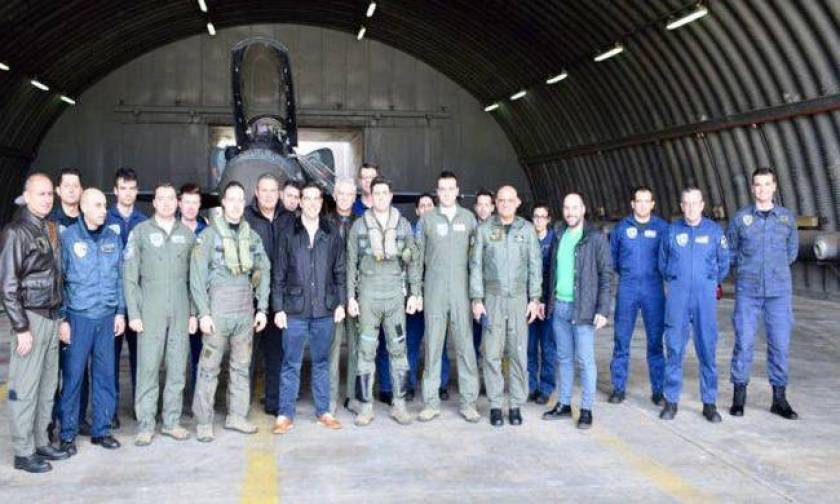 PM Tsipras visits 135 Combat Group 'readiness' aircraft crews on Skyros