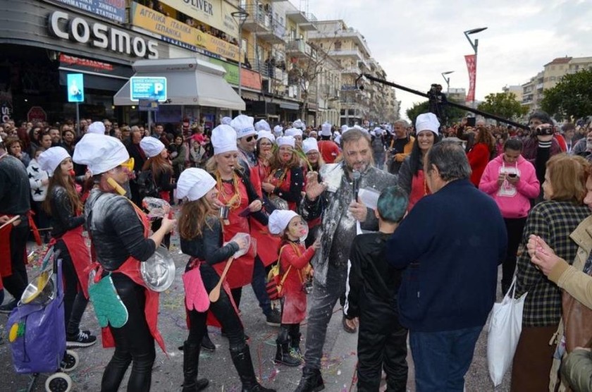 Χαμός στο Καρναβάλι με τον Χρήστο Φερεντίνο: «Είναι μαλ@@@ς» (video)
