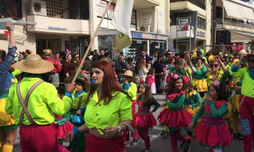 Καρναβάλι Ρεθύμνου: Η μεγάλη παρέλαση και το ατελείωτο γλέντι (photos)