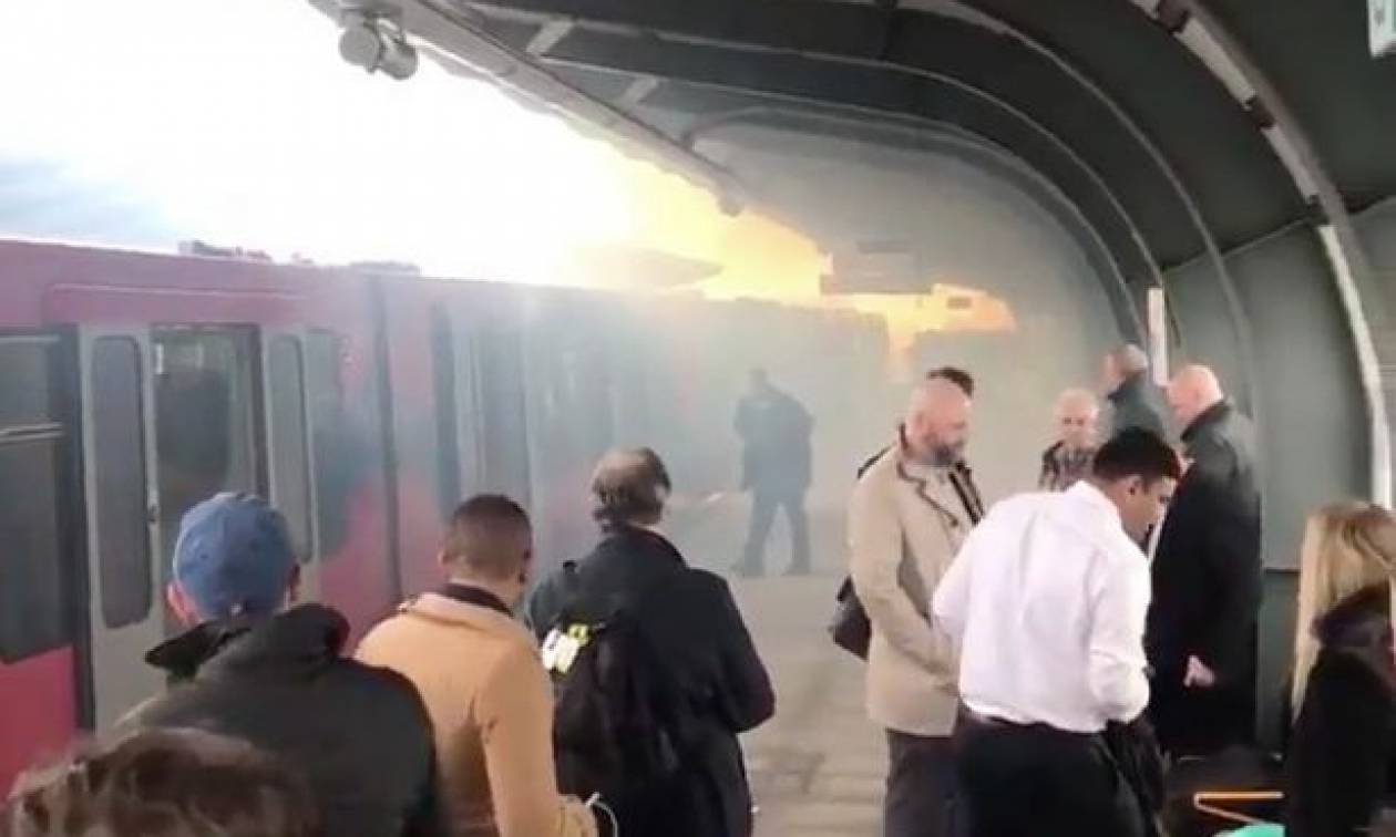 Πανικός σε σταθμό τρένου στο Λονδίνο μετά από εκρήξεις (vid)