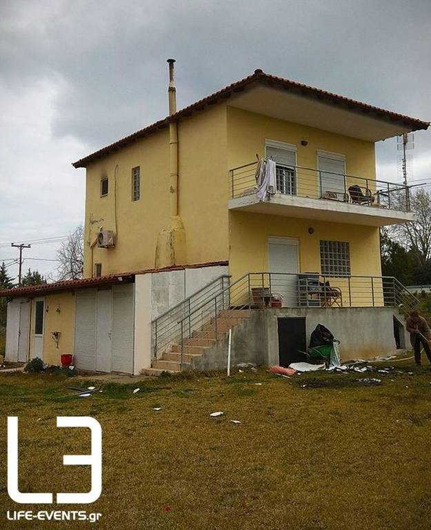 Καρολίνα Κάλφα: Αυτό είναι το σπίτι όπου εκτυλίχθηκε η τραγωδία (pics+vid)