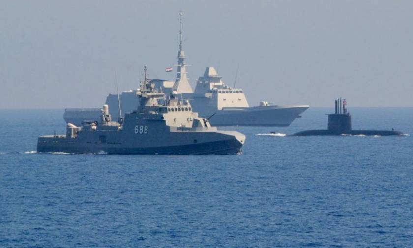 Παίρνει «φωτιά» η Μεσόγειος: Σε θέση μάχης το ΠΝ της Αιγύπτου απέναντι από τον τουρκικό στόλο