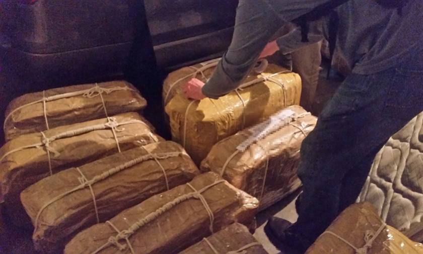 Απίστευτο σκάνδαλο με 400 κιλά κοκαΐνη σε ρωσική πρεσβεία: Βρέθηκε ο υπεύθυνος (Pics+Vid)