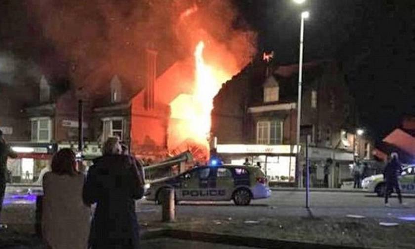 Έκρηξη στο Λέστερ: Στο νοσοκομείο τέσσερα άτομα - Αποκλείουν το ενδεχόμενο τρομοκρατίας (vid)