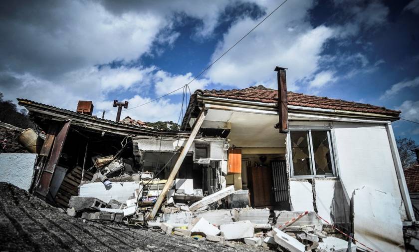 Τρίκαλα: Εκτεταμένες καταστροφές από το κύμα κακοκαιρίας (pics)