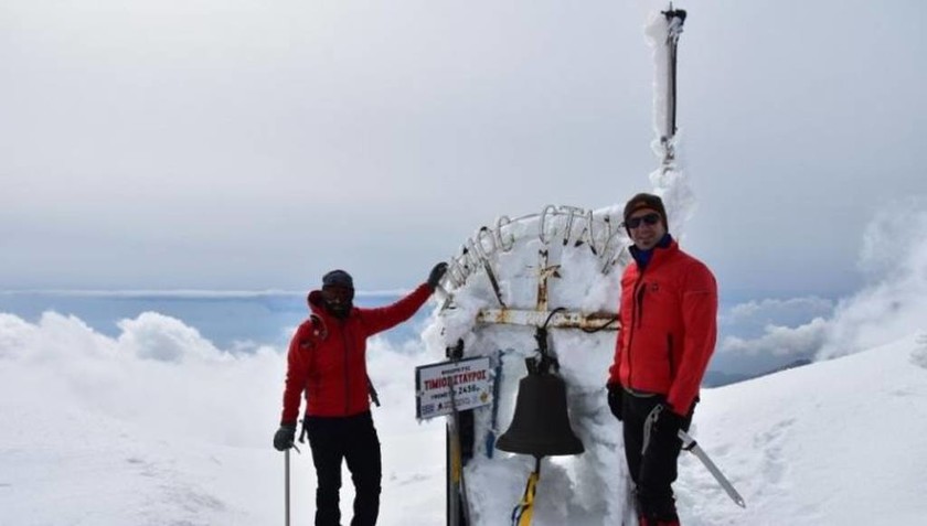 Σκαρφάλωσαν στα 2.456 μέτρα στον  Ψηλορείτη - Οι εικόνες «κόβουν» την ανάσα 