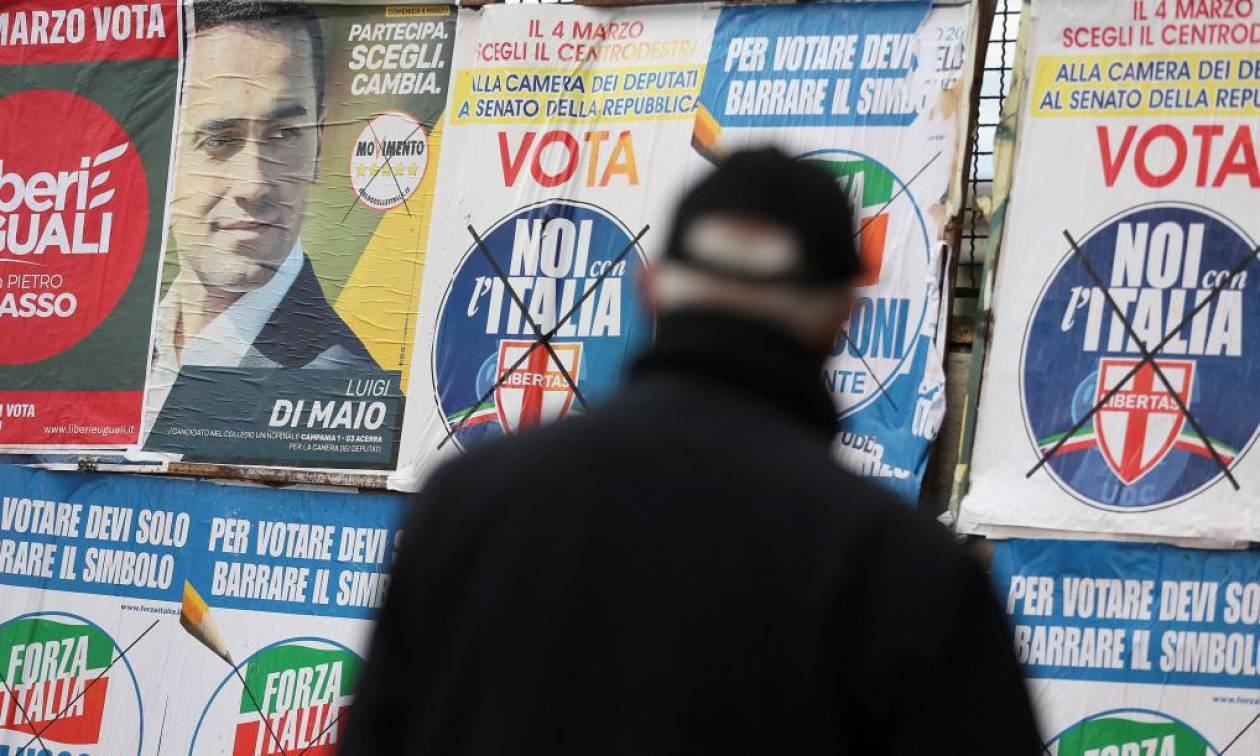 Τα αποτελέσματα των εκλογών βυθίζουν την Ιταλία στην πολιτική αβεβαιότητα (Vids)