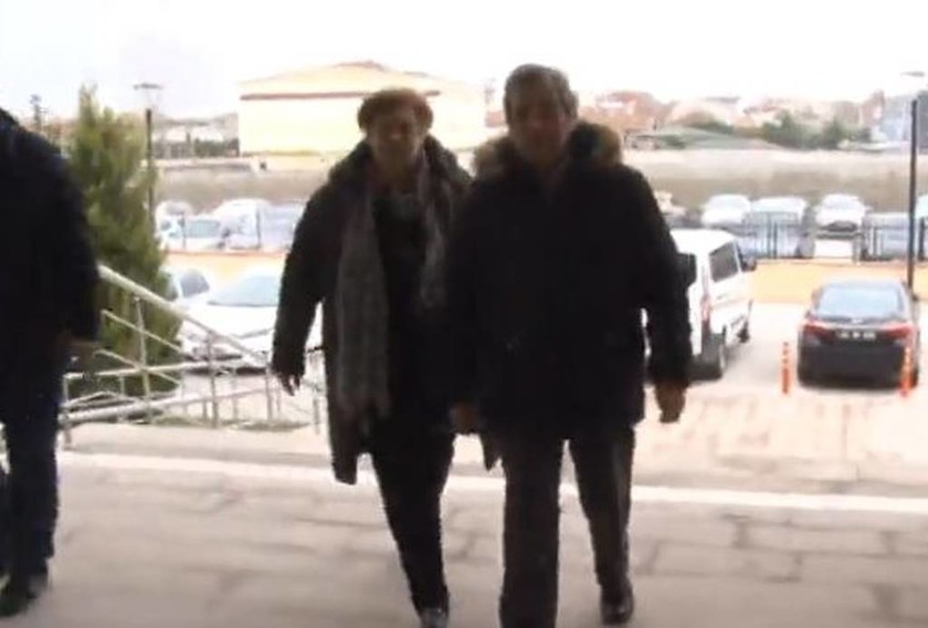 Δίκη Τουρκία – Τους δύο Έλληνες στρατιωτικούς επισκέπτονται οι συγγενείς τους (pics)