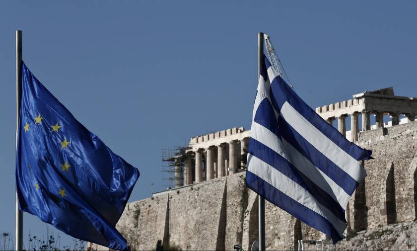 Βρυξέλλες - De Tijd: Οι Έλληνες αφήνουν πίσω τους την ύφεση