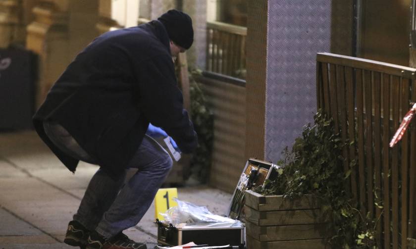 Σοκ στη Βιέννη: Συγκλονιστική μαρτυρία για τον άνδρα που μαχαίρωσε εν ψυχρώ τέσσερα άτομα (pics)