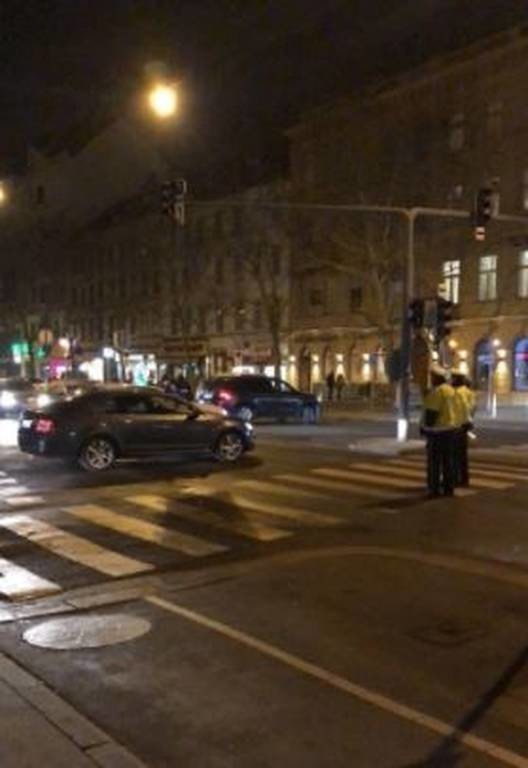 Συναγερμός στη Βιέννη: Επίθεση ενόπλου με μαχαίρι - Τρεις σοβαρά τραυματίες