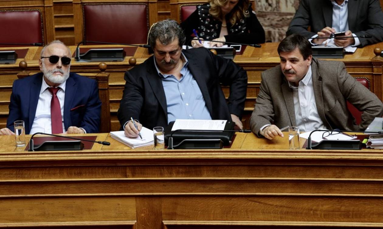 Βουλή: Πώς απάντησαν Κουρουμπλής, Ξανθός, Πολάκης στον «πολιτικό αντιπερισπασμό» της ΝΔ