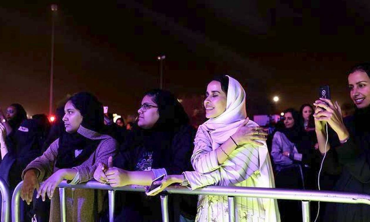 Σ. Αραβία: Ιστορική πορεία 2.500 γυναικών στη Τζέντα με αφορμή την Παγκόσμια Ημέρα της Γυναίκας
