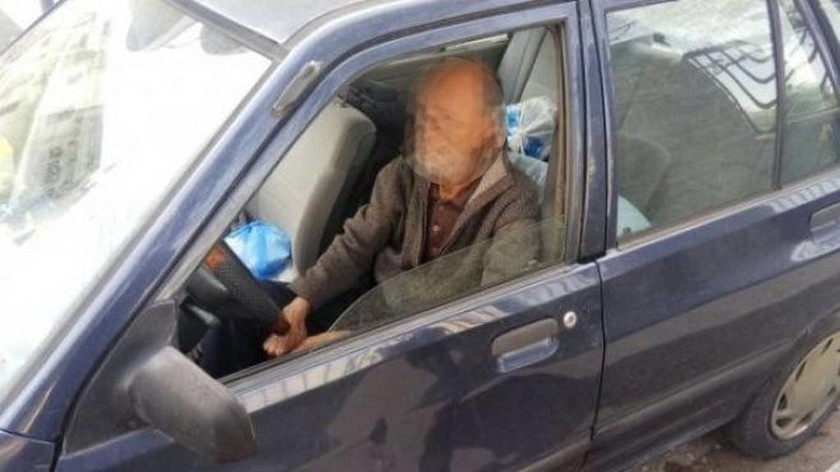 Αγρίνιο: Συνταξιούχος με προβλήματα υγείας μετέτρεψε σε σπίτι το αυτοκίνητο του