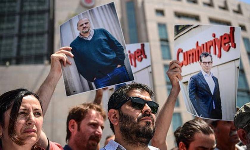 Η δικαιοσύνη… Ερντογάν στο απόγειό της: Πρόταση για ποινές… χάδι 15 ετών σε δημοσιογράφους
