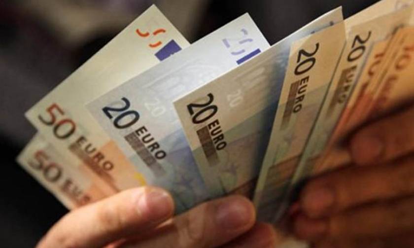 Ανάσα για εκατομμύρια Έλληνες - Μέσα σε ένα μήνα θα δουν περισσότερα χρήματα στο λογαριασμό τους