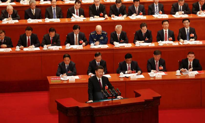 Σι Τζινπίνγκ: Μόνο ο σοσιαλισμός μπορεί να σώσει την Κίνα (Vid)